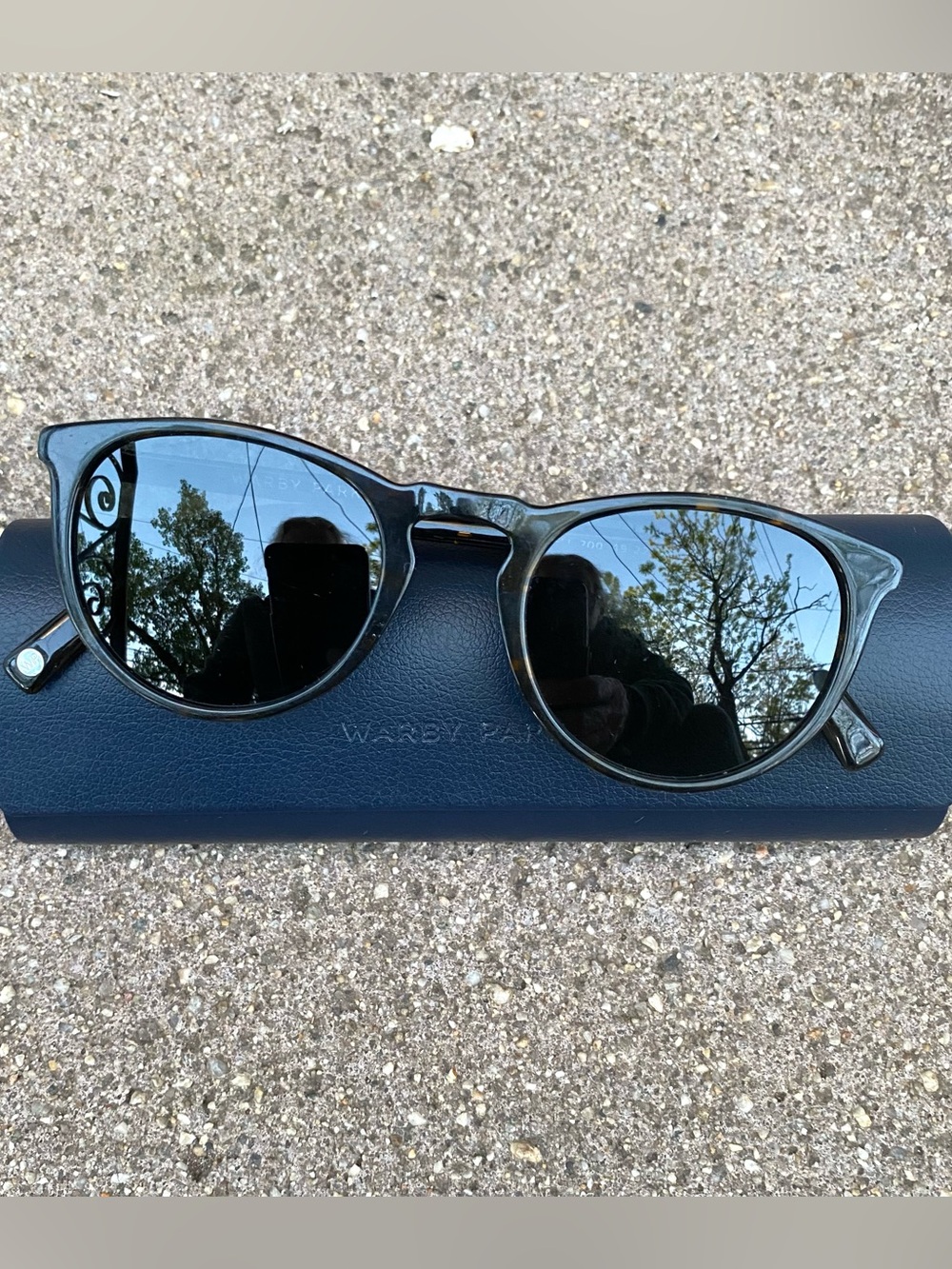 Warby Parker Black Downing Sunglasses with Case Unisex